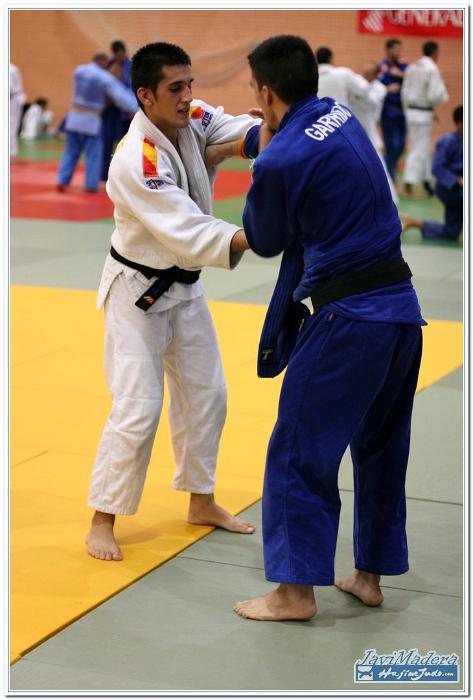 ALI10 JM1 054
